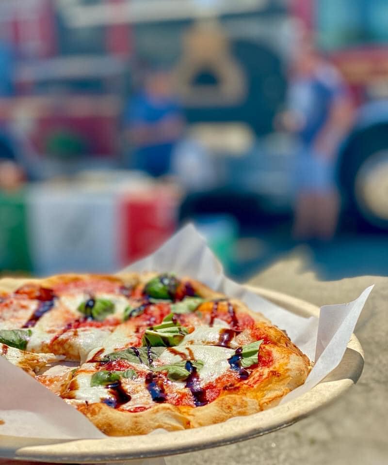 Cut Stone Wood-Fired Pizza-3